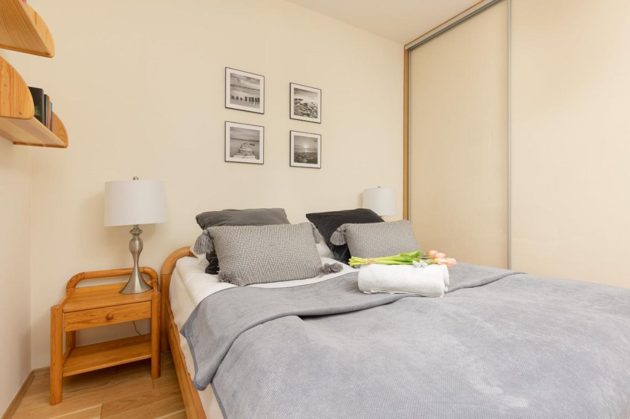 Osiedle Intenso Warszawa Wola By Noclegi Renters Eksteriør bilde