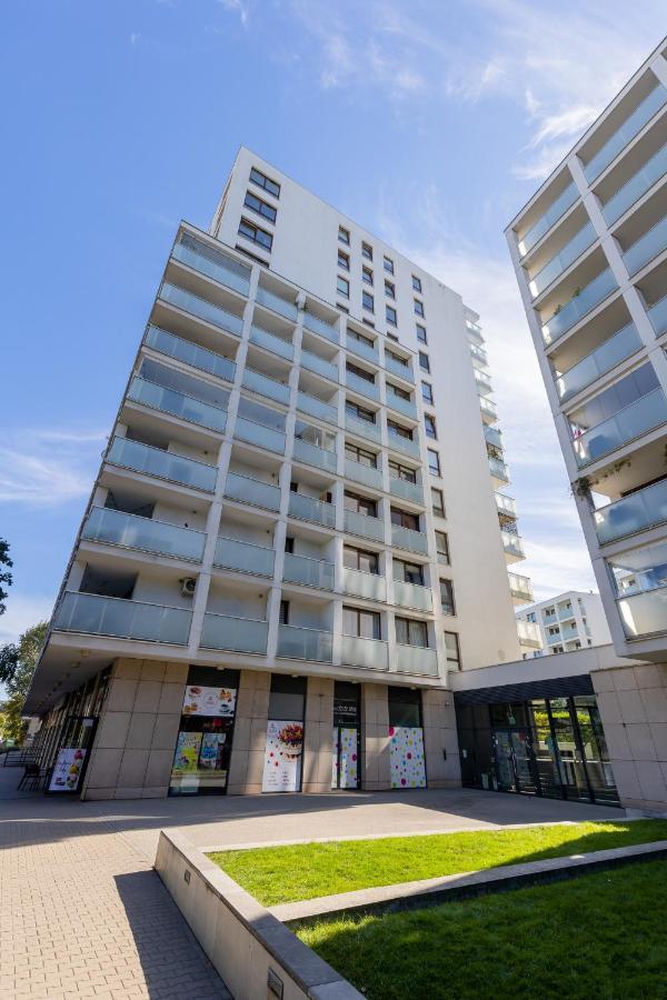 Osiedle Intenso Warszawa Wola By Noclegi Renters Eksteriør bilde